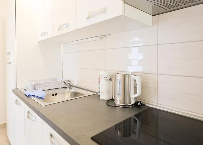 Two Bedroom Augustin Near The Sea Apartament