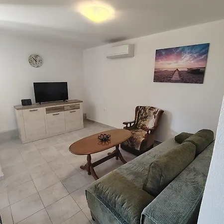 Two Bedroom Augustin Near The Sea * Sukošan